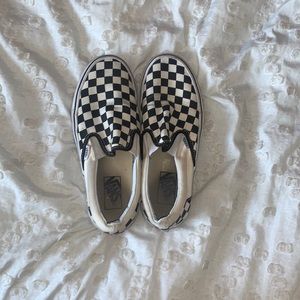 black and white checkered vans